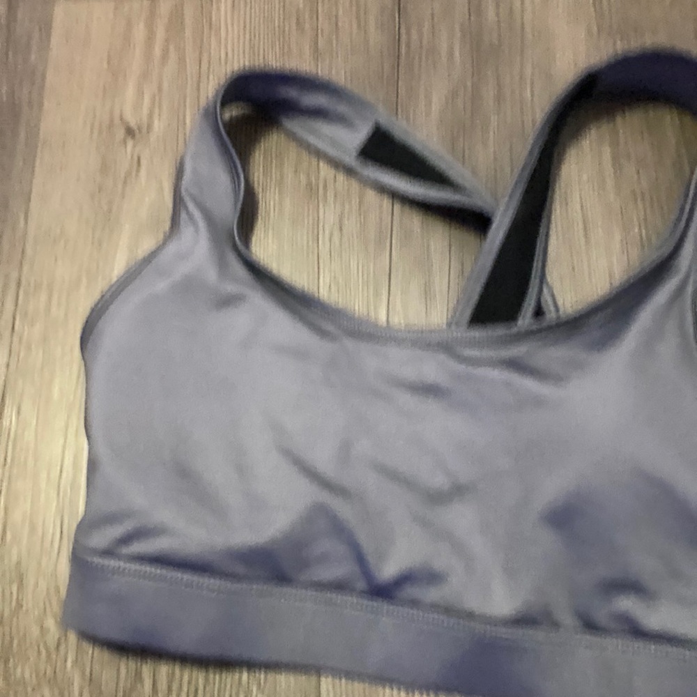 Greg sports bra